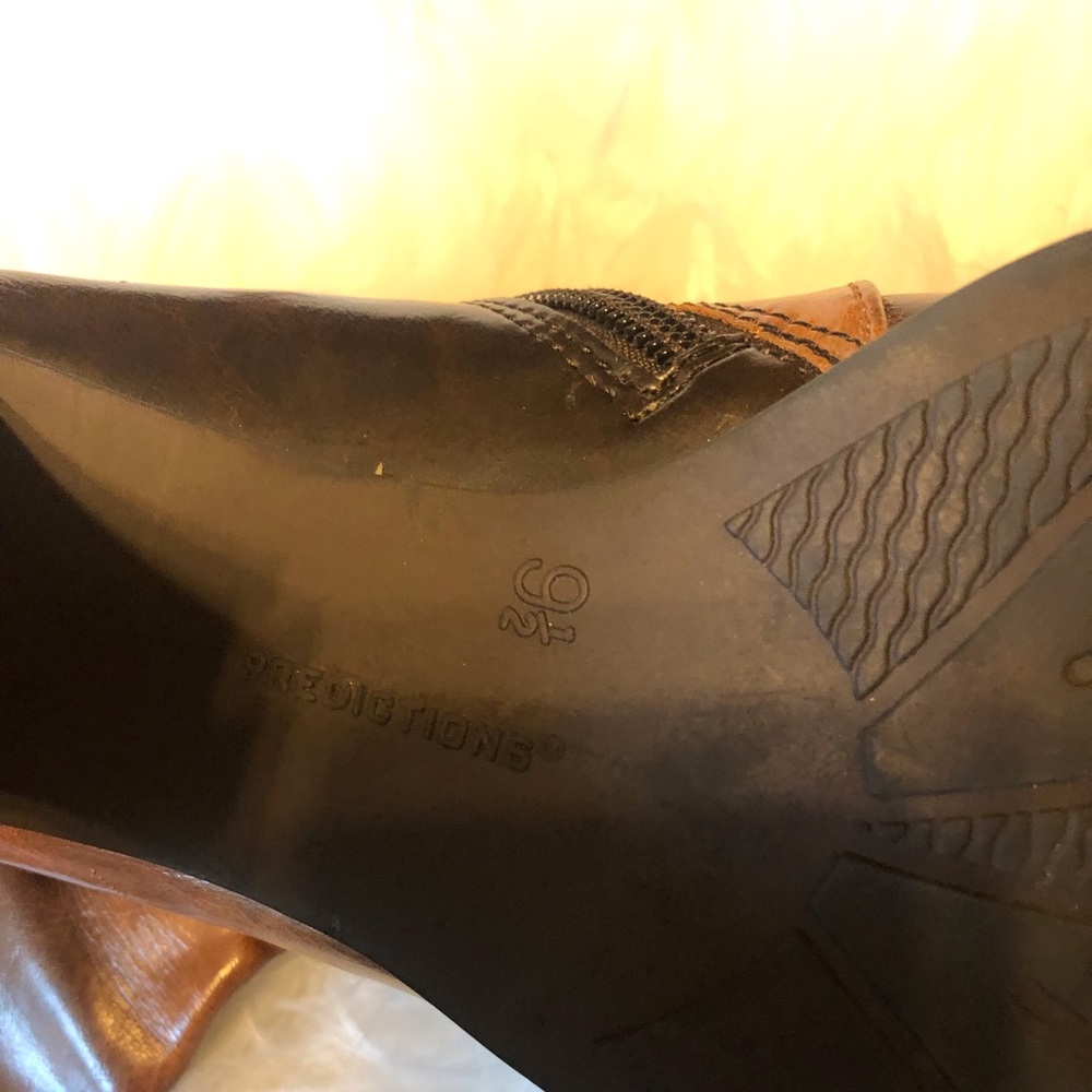 Predictions brown faux leather patch fall boots - Picture 2 of 3